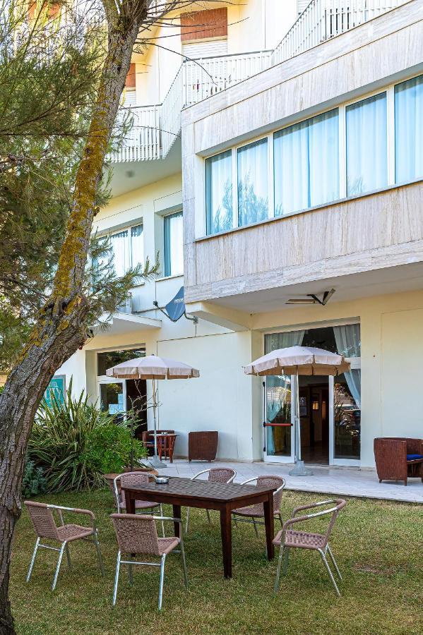 Hotel City Hotel 3*